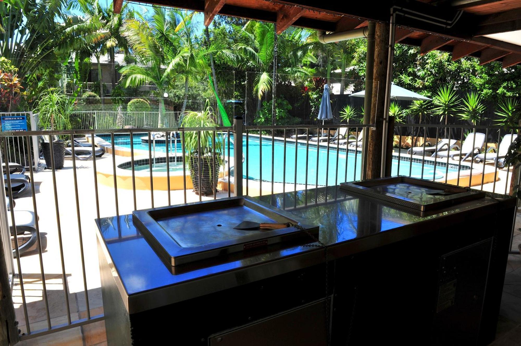 Noosa Village River Resort Нусавил Екстериор снимка